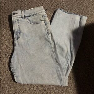 Super light wash Express CROPPED FLARE jeans size 8 REG